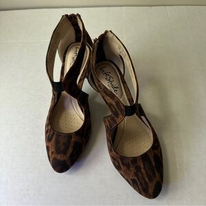 Life Stride Women's Brown Leopard Heels
